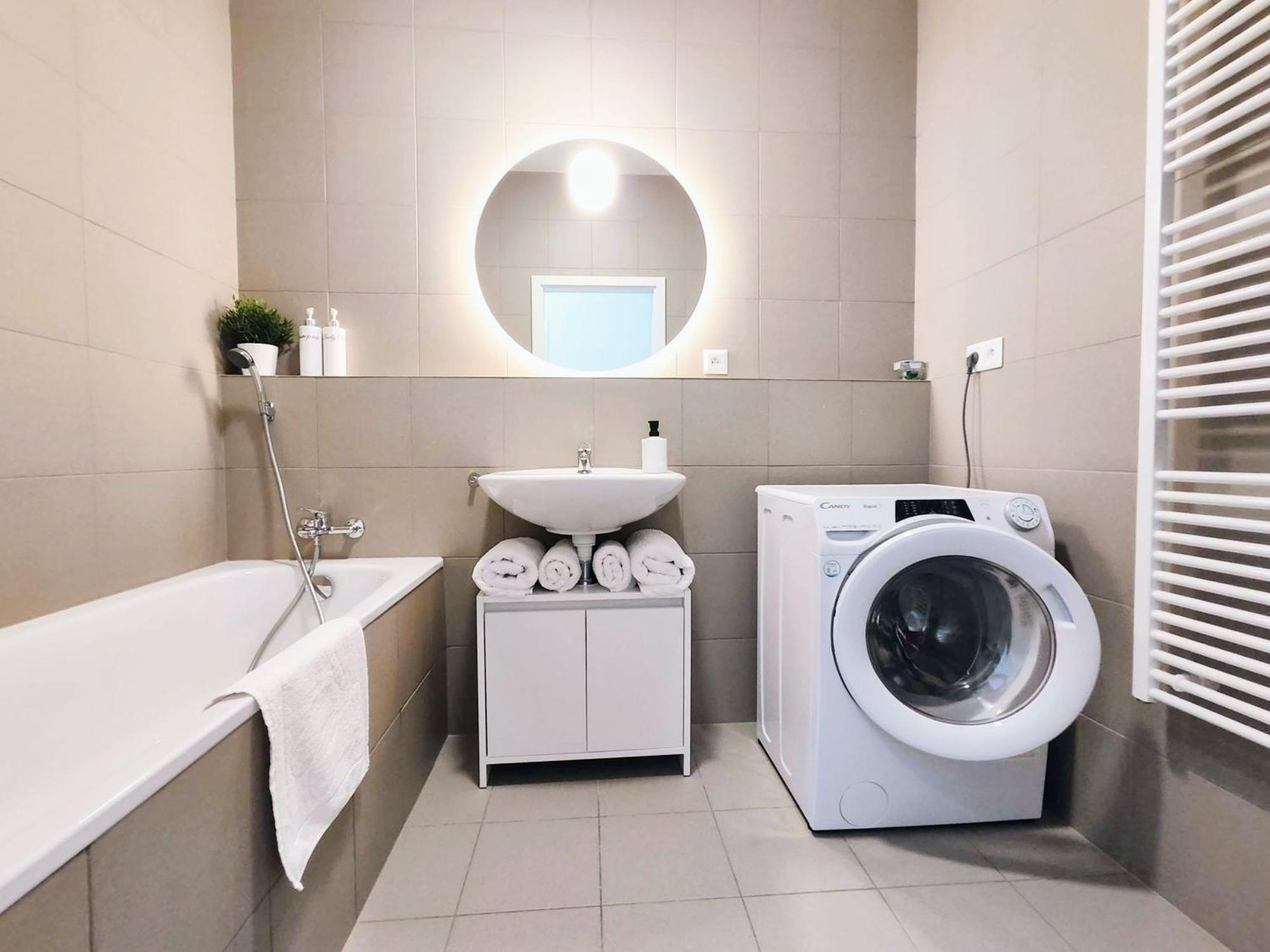 Appartement Wings - Brand New - Presidential Garden - Free Parking à Bratislava Extérieur photo